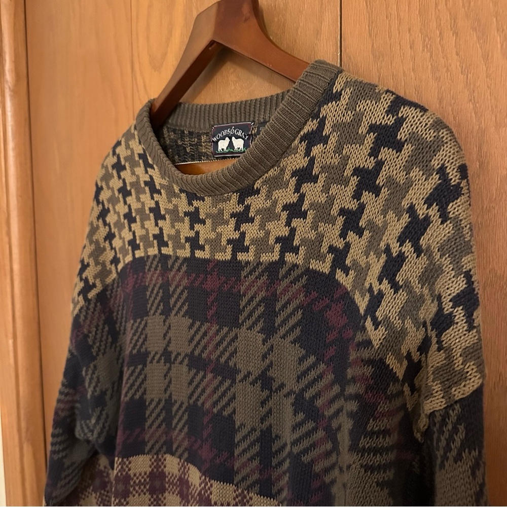 Woolrich Brown and Black Crewneck Sweater